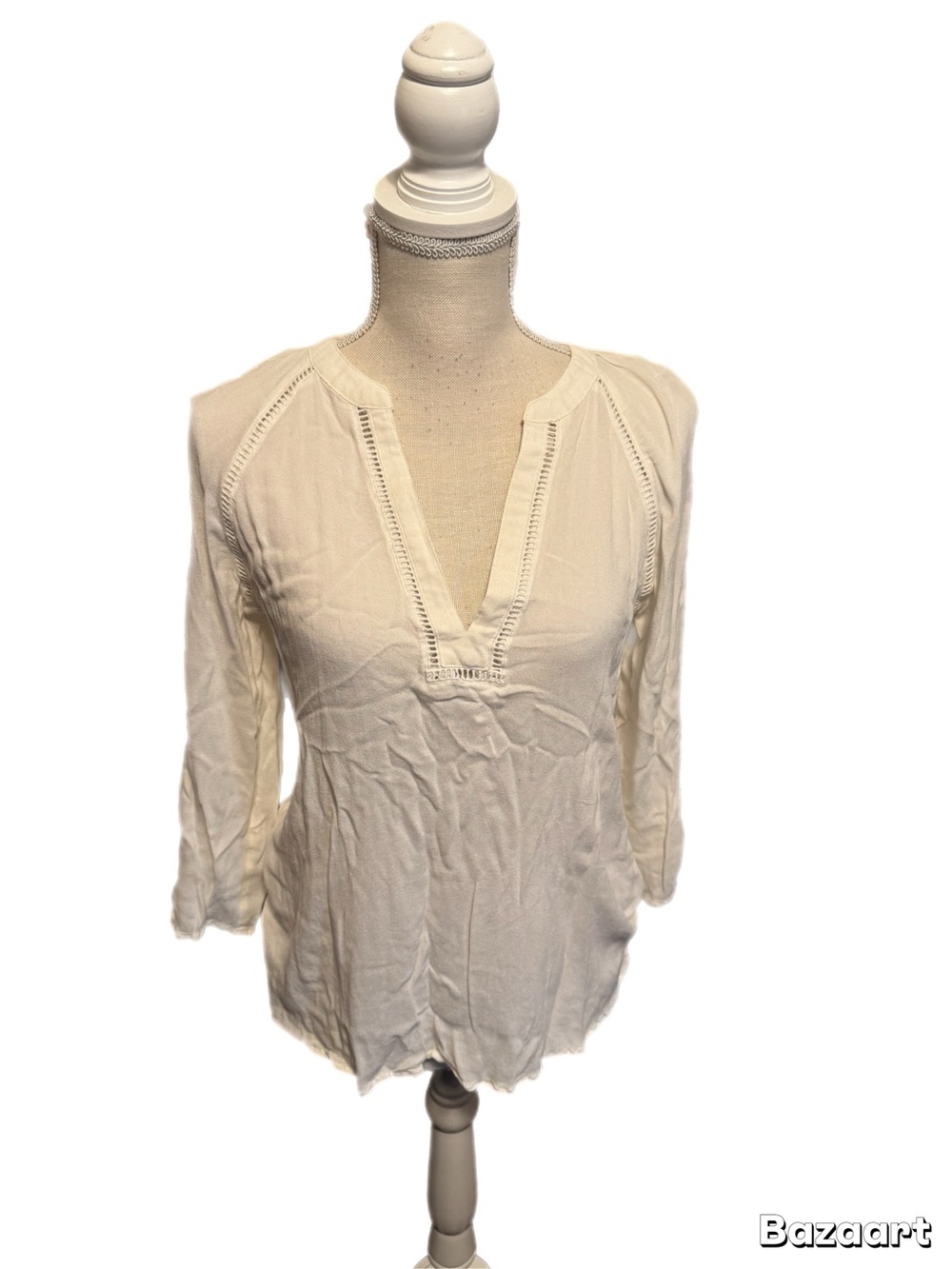 Women's Cream V-Neck Split Pullover Top